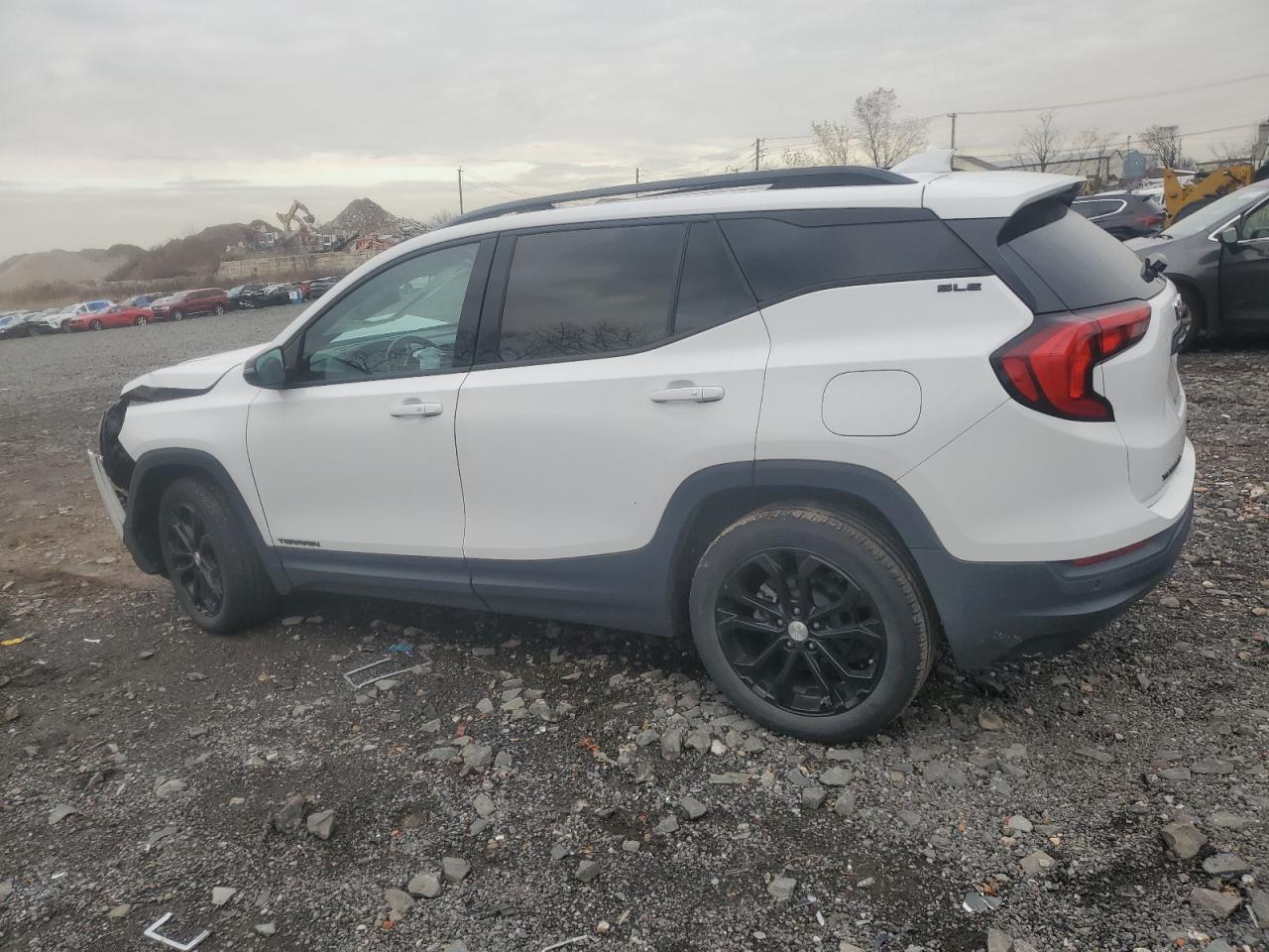 2019 GMC Terrain - Image 2