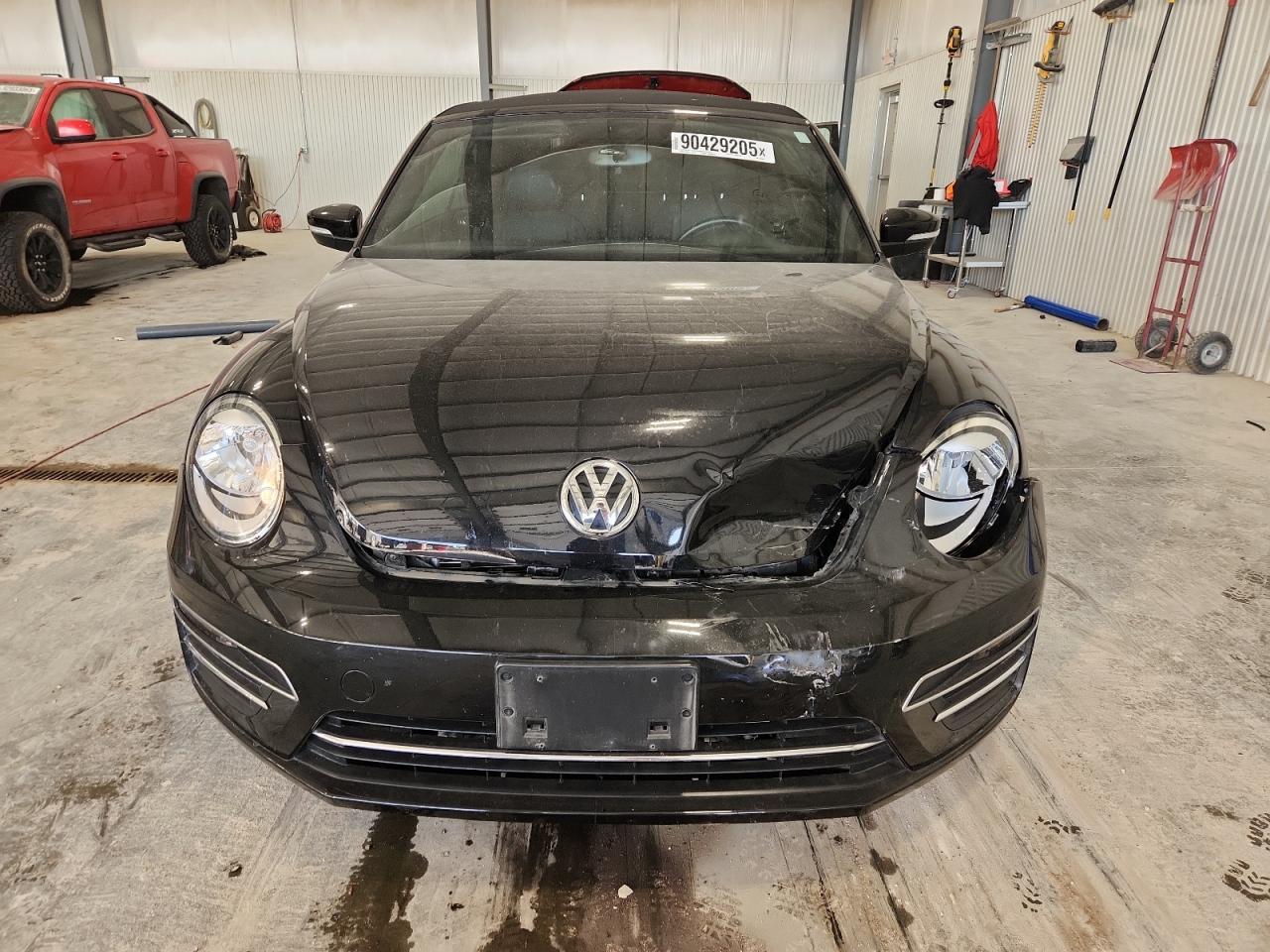 2019 Volkswagen Beetle S - Image 5