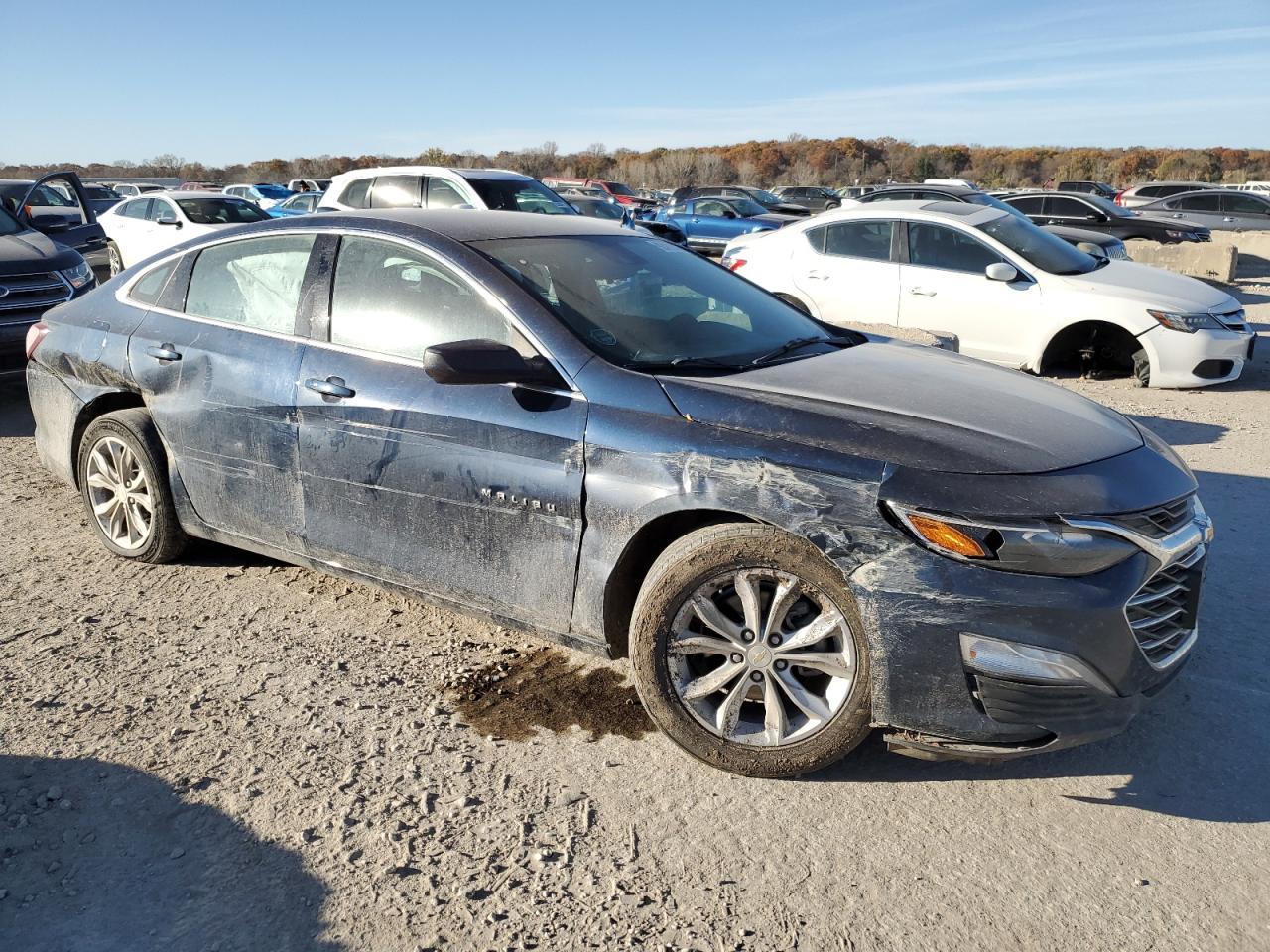 2022 Chevrolet Malibu Lt - Фото 4