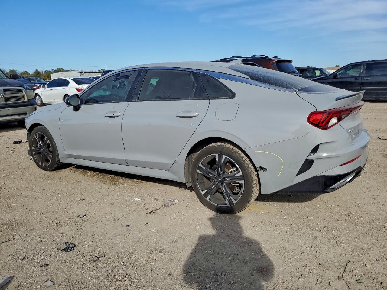 2022 Kia K5 Gt Line - Фото 2