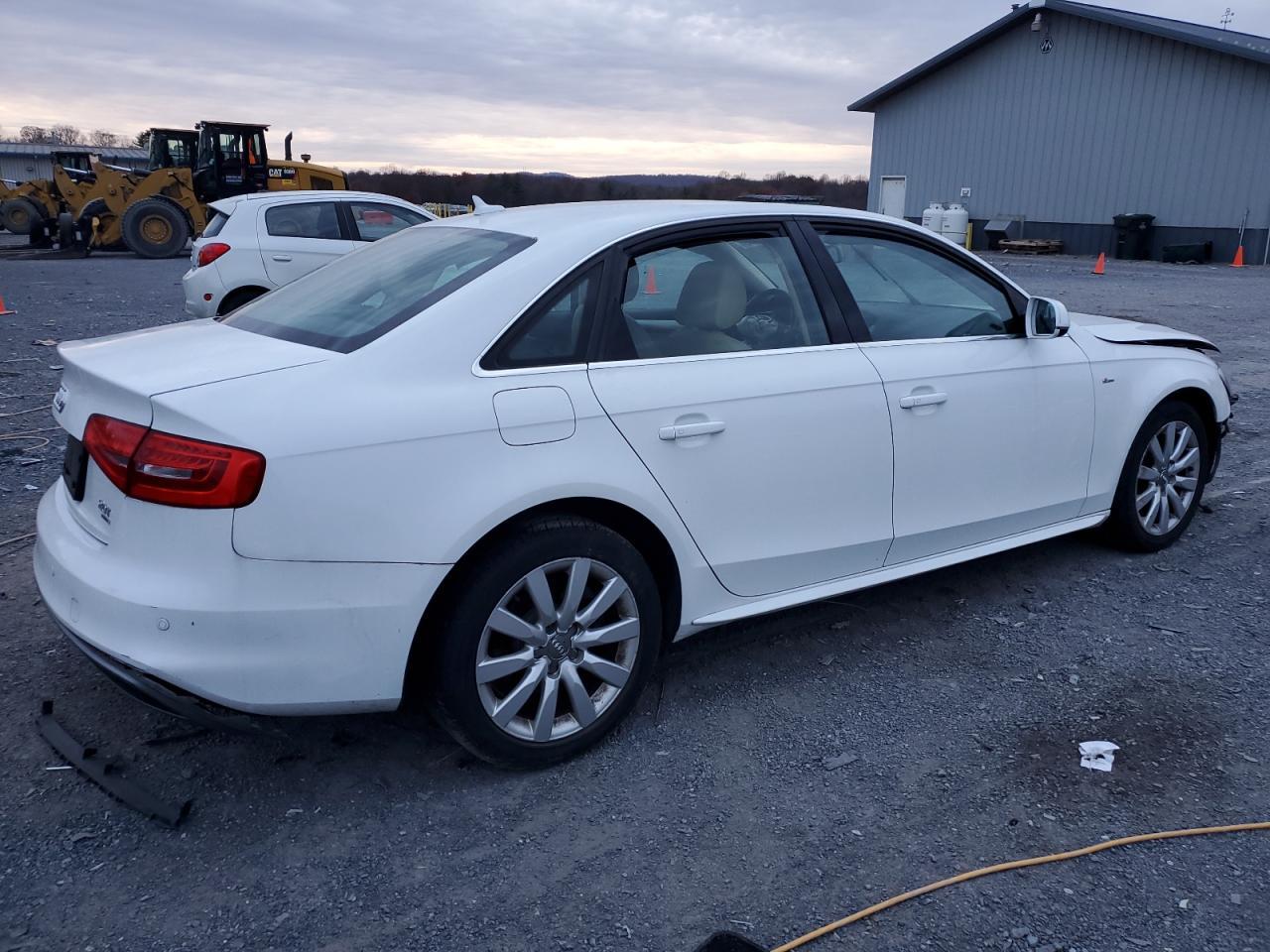 2015 Audi A4 Premium - Фото 3