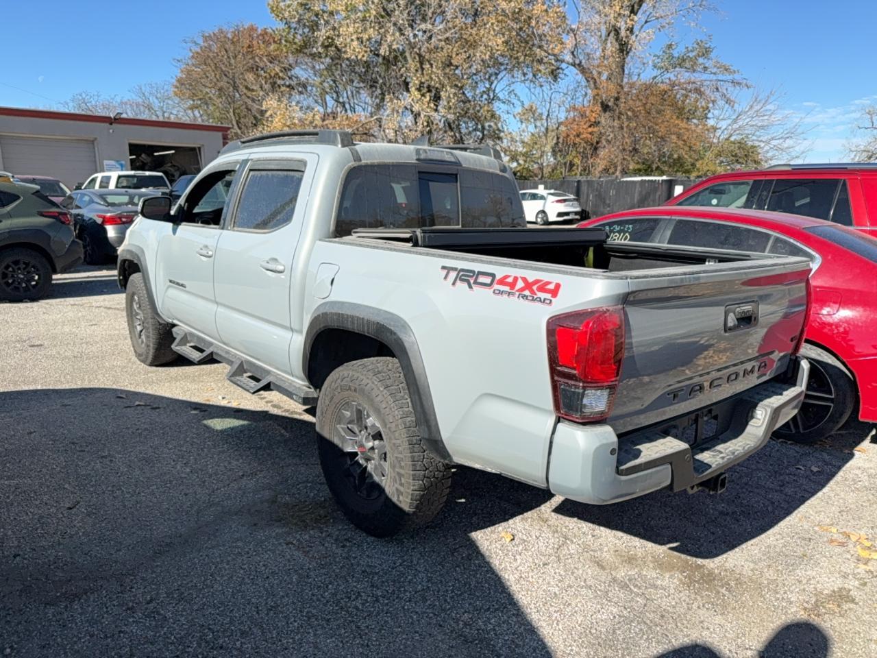2019 Toyota Tacoma Double Cab - Фото 3