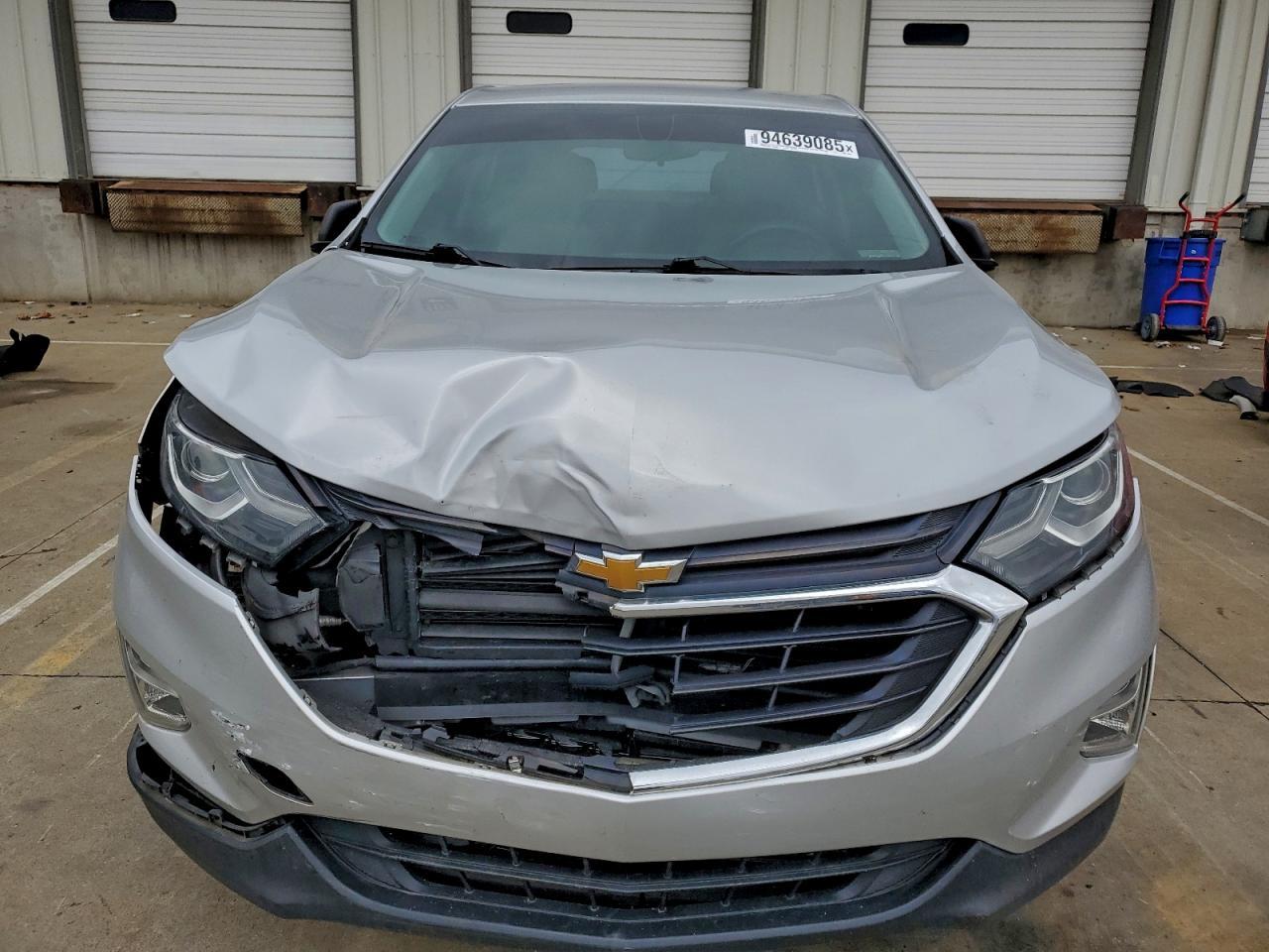 2018 Chevrolet Equinox Ls - Фото 5