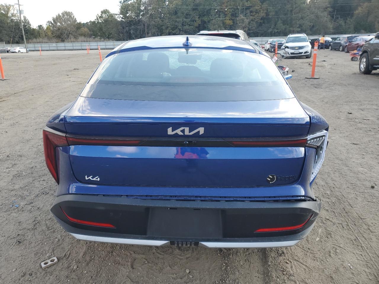 2025 Kia K4 Ex - Image 6