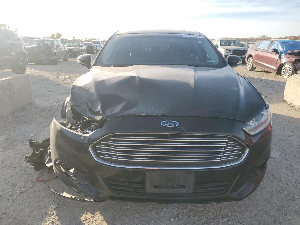 2016 Ford Fusion Se - Image 5