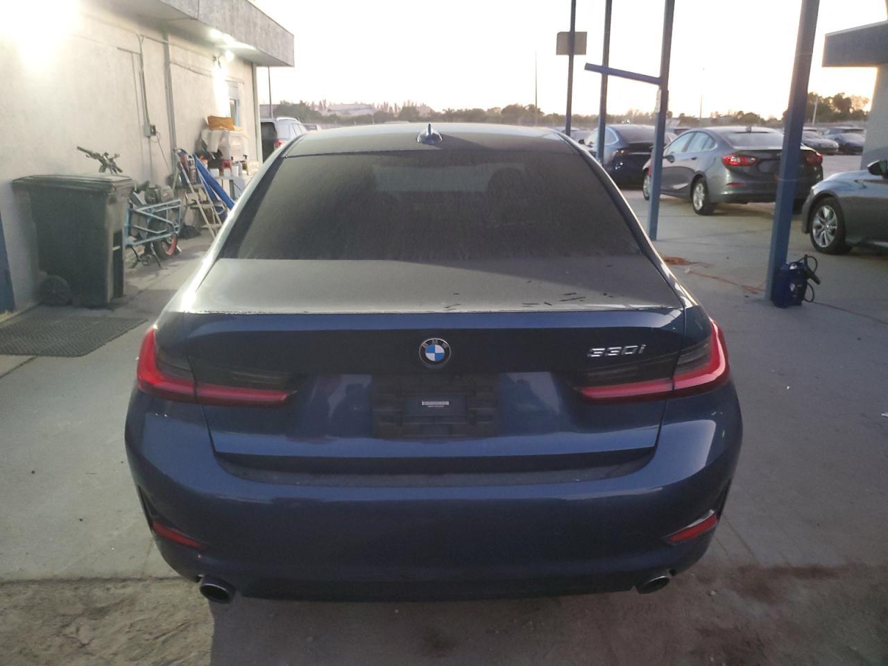 2022 BMW 330I - Image 6