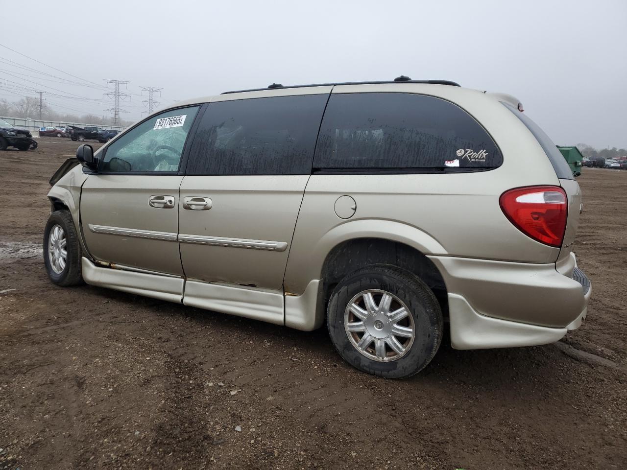 2007 Chrysler Town & Country Touring - Фото 2