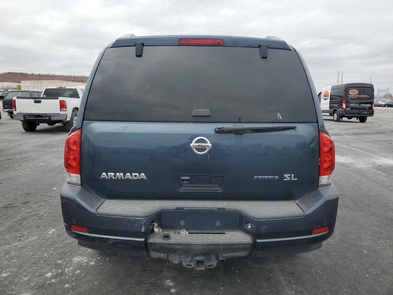 2013 Nissan Armada Sv - Image 6