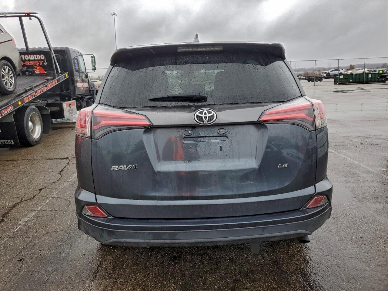 2018 Toyota Rav4 Le - Image 6