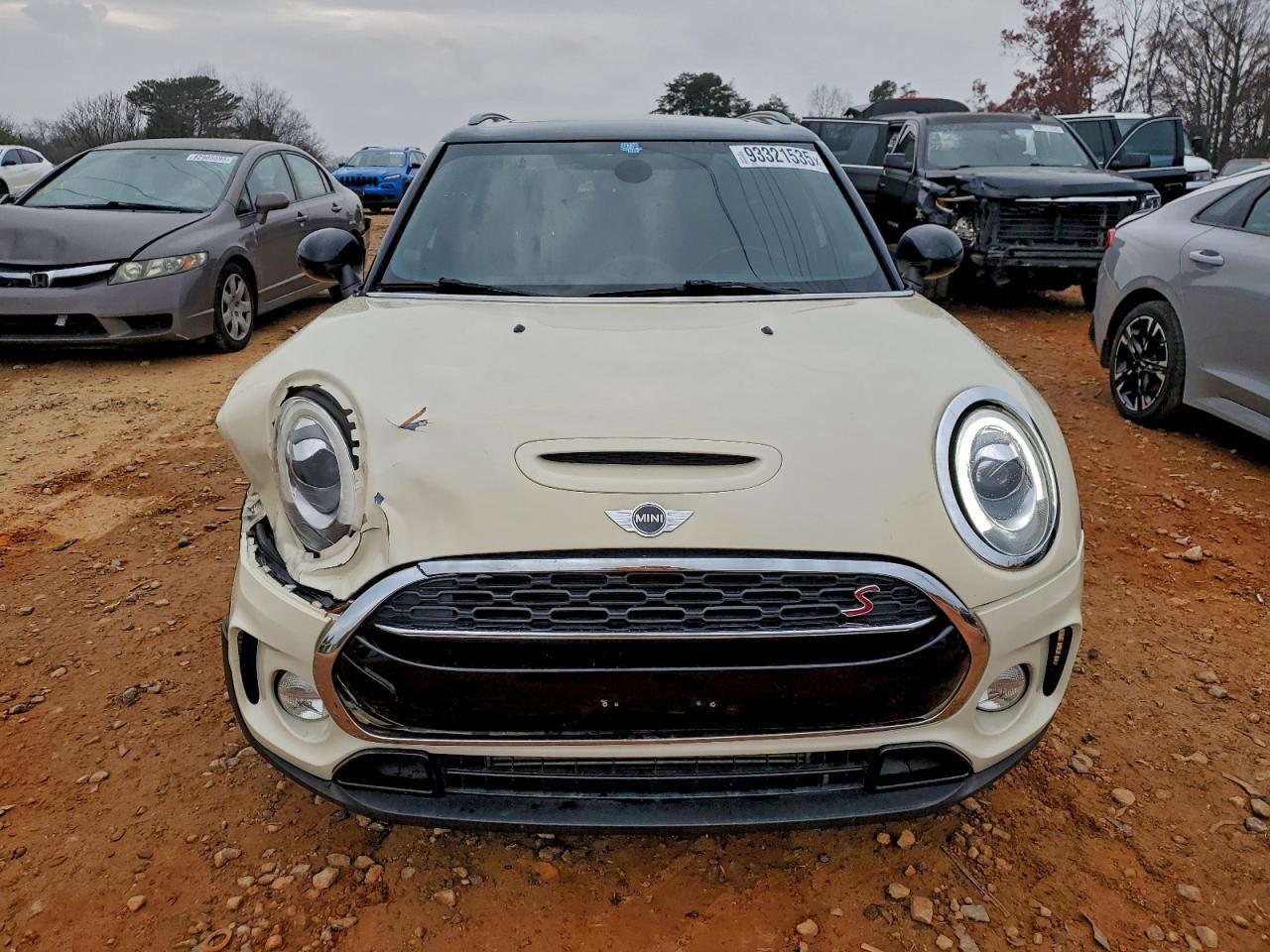 2017 Mini Cooper S Clubman All4 - Image 5