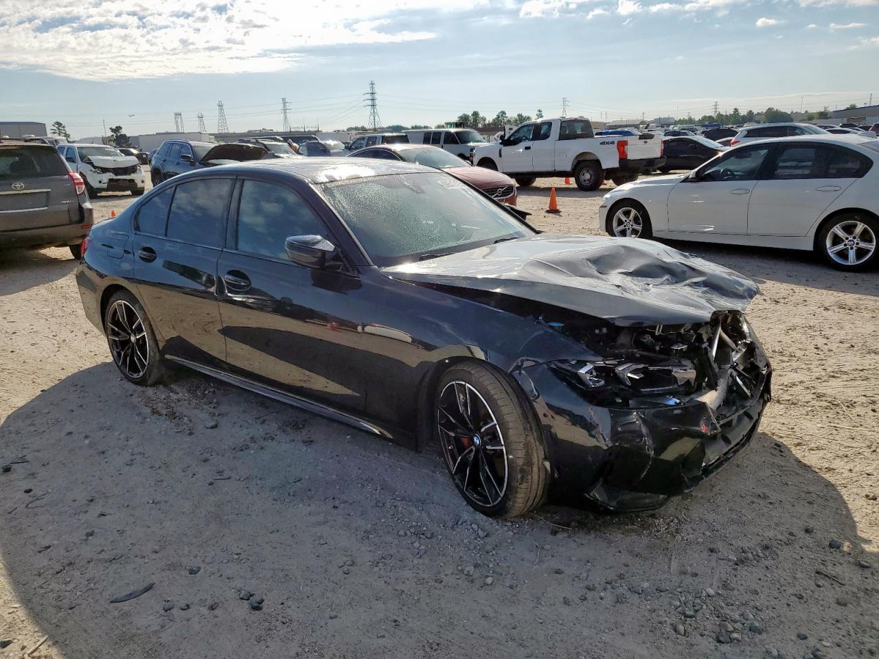 2025 BMW M340Xi - Image 4