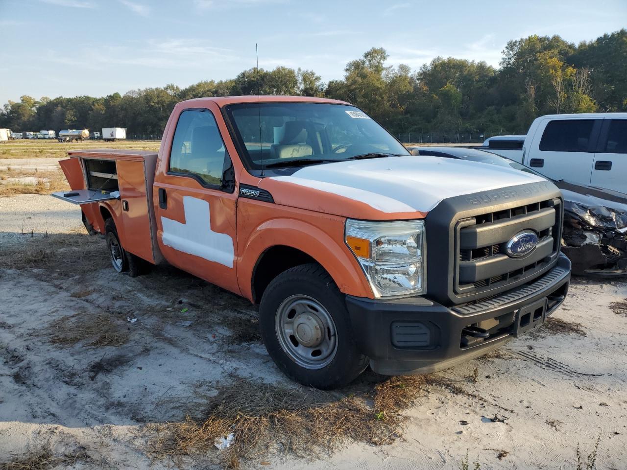 2015 Ford F250 Super Duty Utility / Service Truck - Фото 4