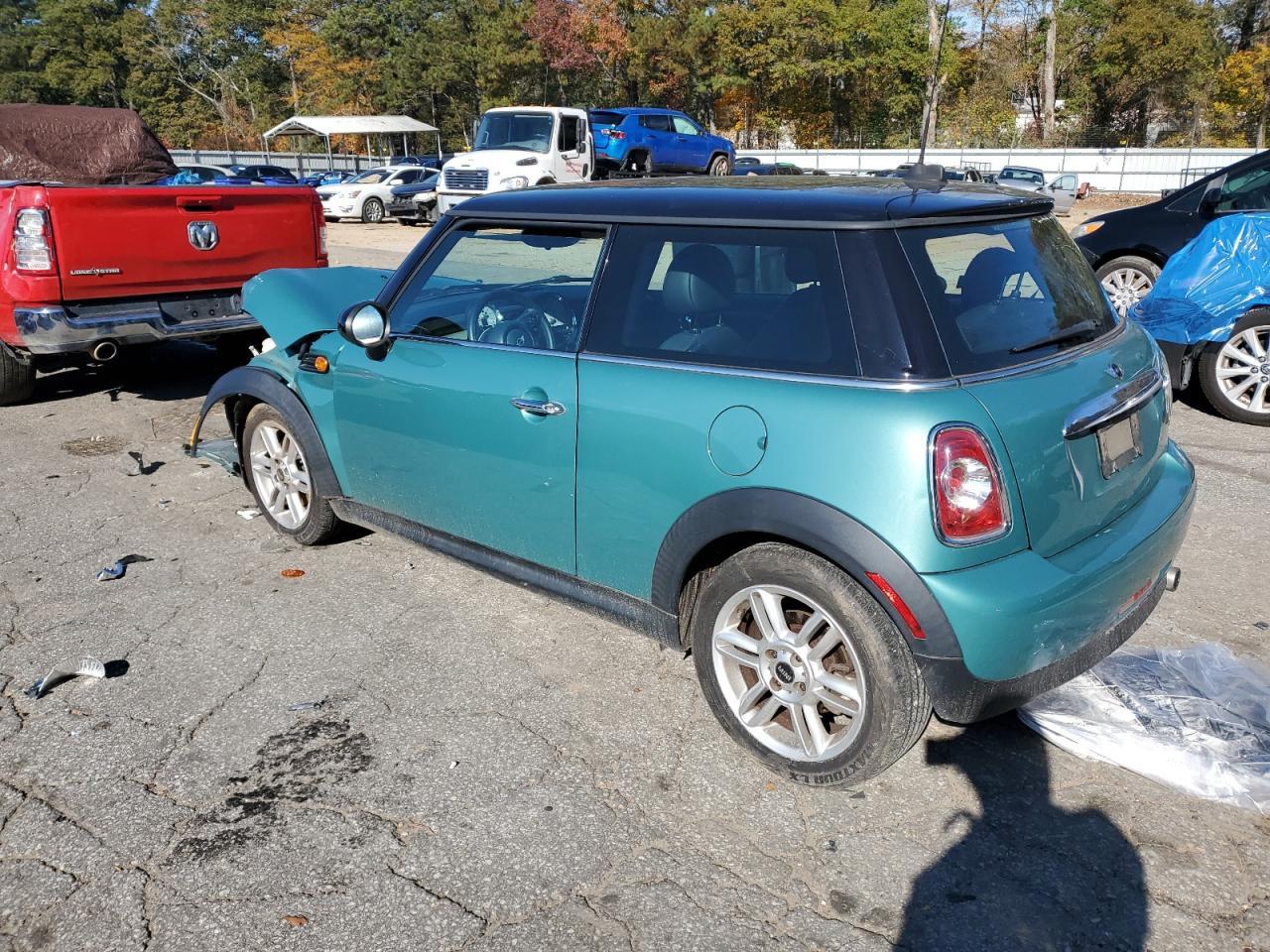 2012 Mini Cooper - Image 2