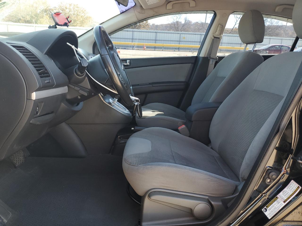 2012 Nissan Sentra 2.0 - Image 7