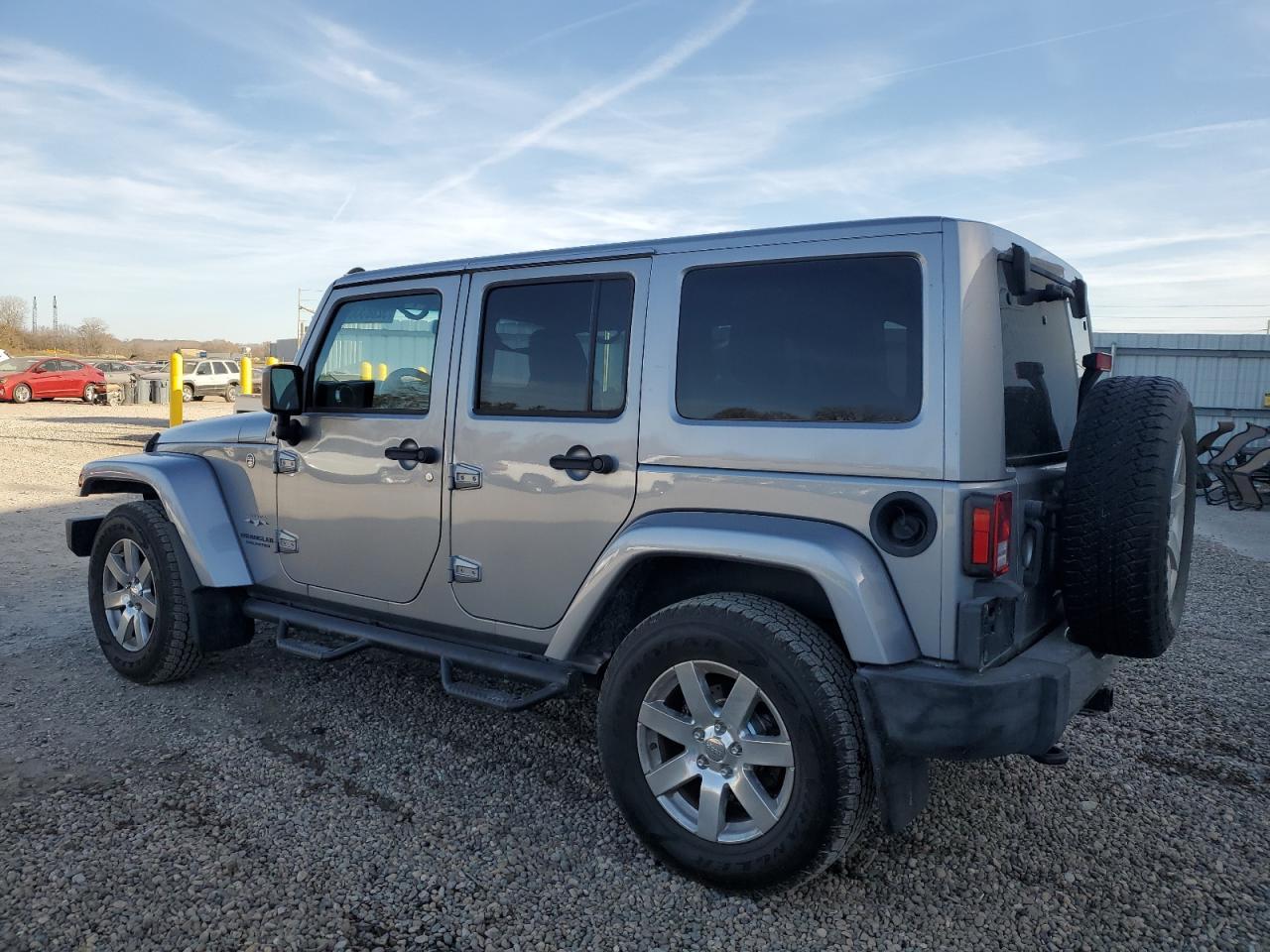 2017 Jeep Wrangler Unlimited Sahara - Фото 2