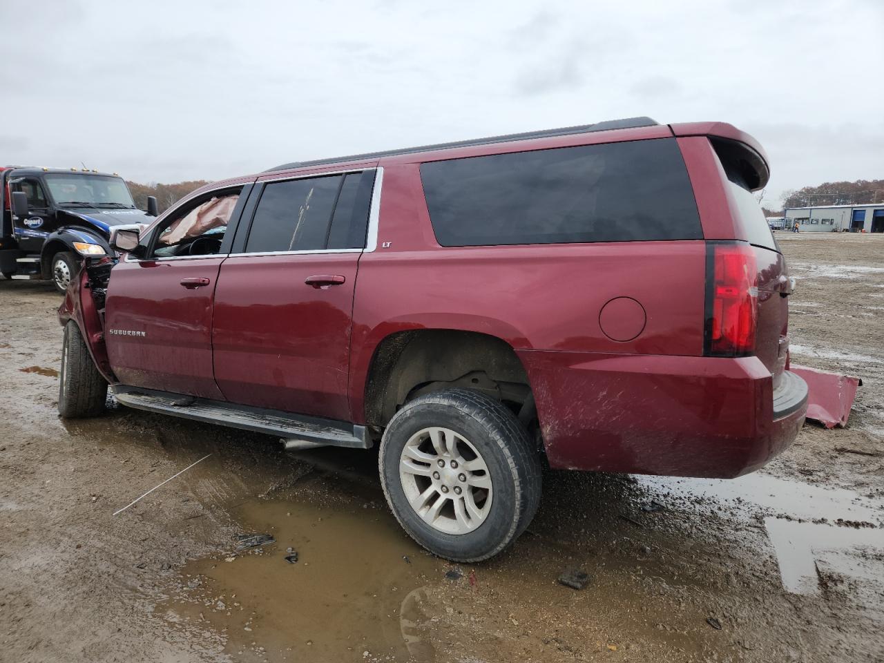 2017 Chevrolet Suburban C1500 Lt - Фото 2