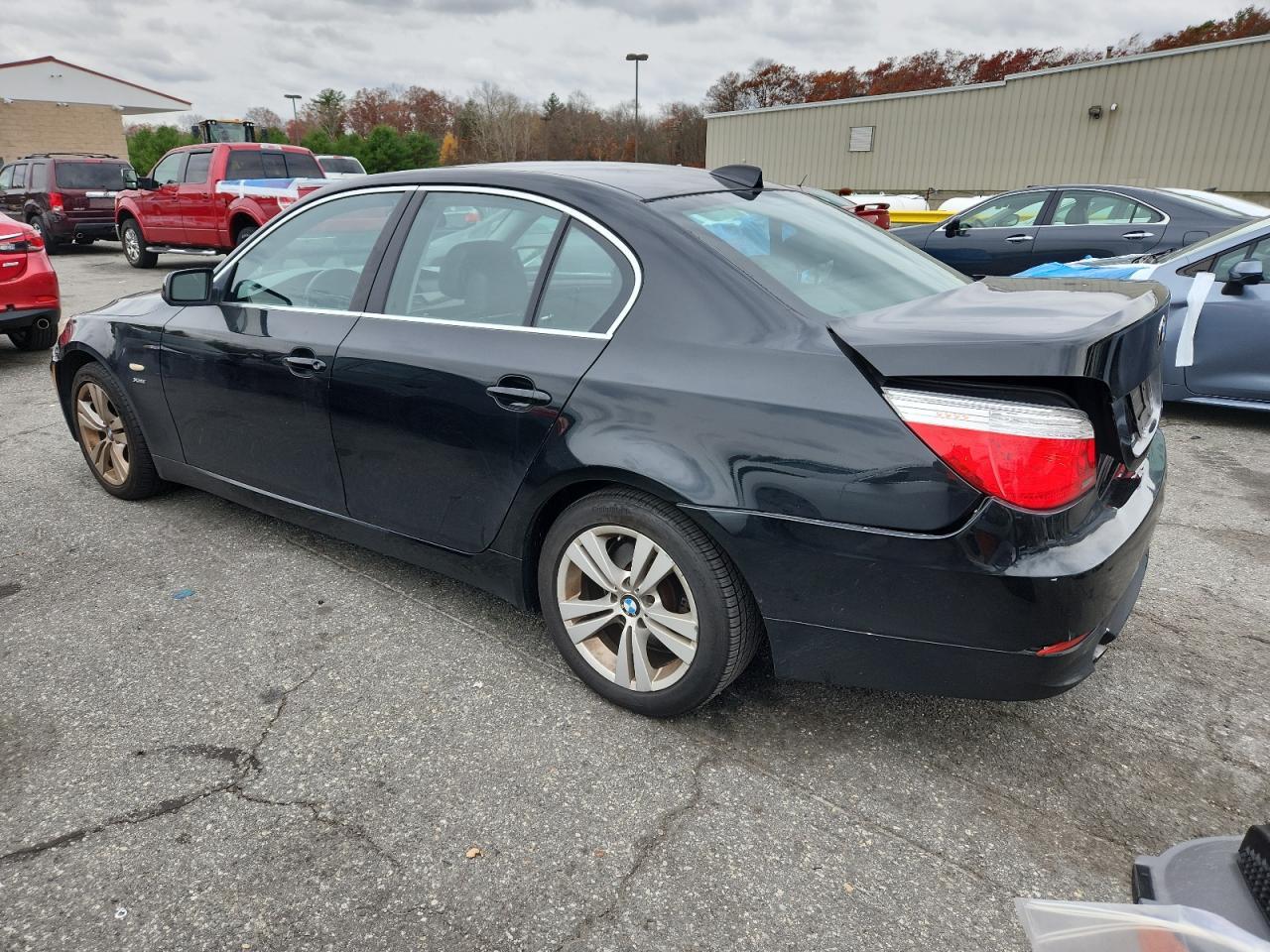 2010 BMW 528 Xi - Фото 2
