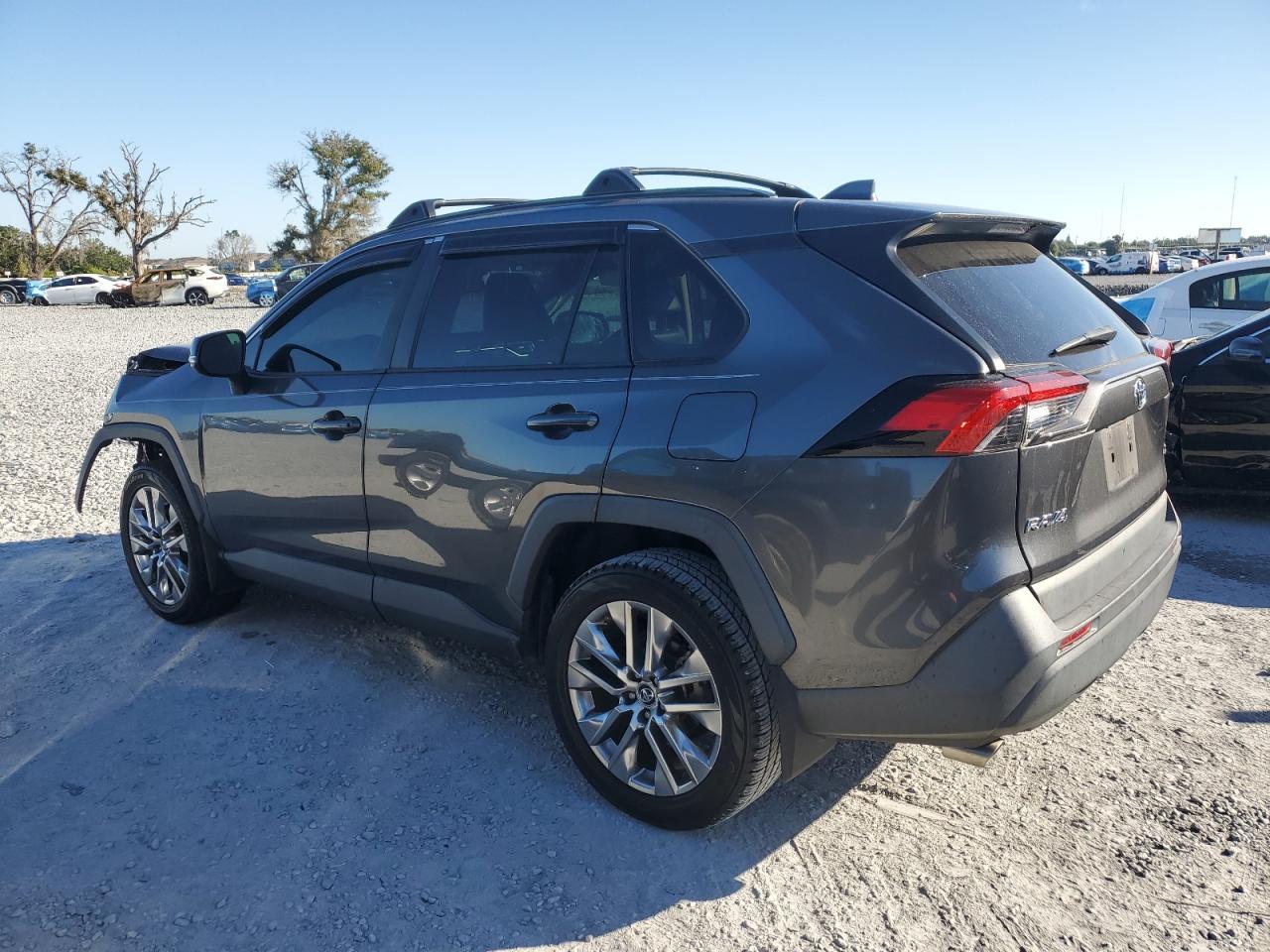 2019 Toyota Rav4 Xle Premium - Фото 2