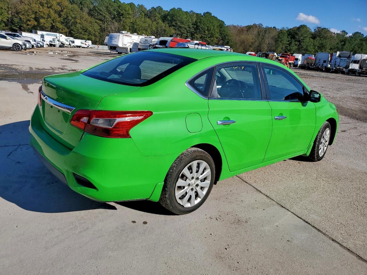 2017 Nissan Sentra S - Фото 3