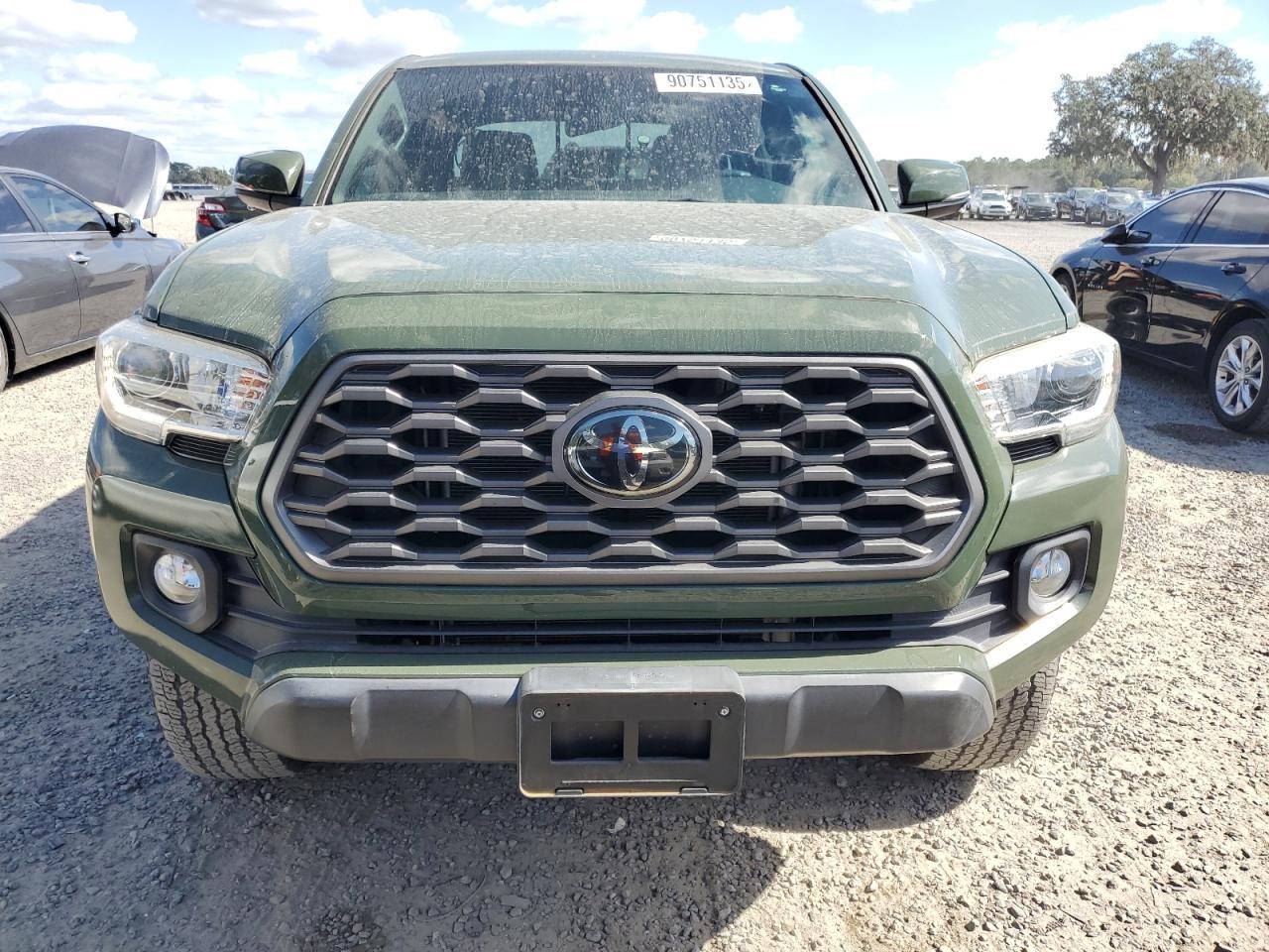 2021 Toyota Tacoma Double Cab - Image 5