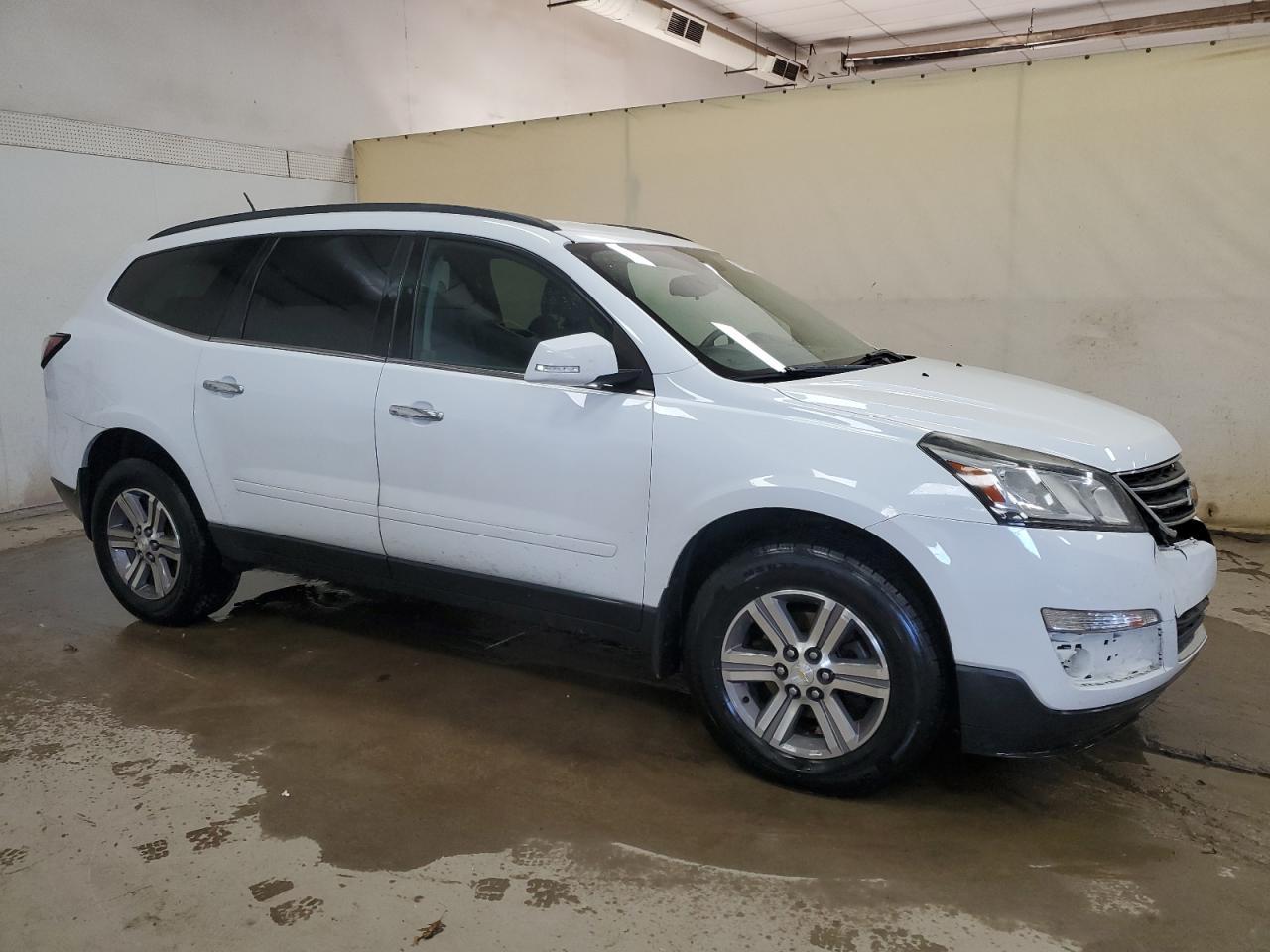 2017 Chevrolet Traverse Lt - Image 4
