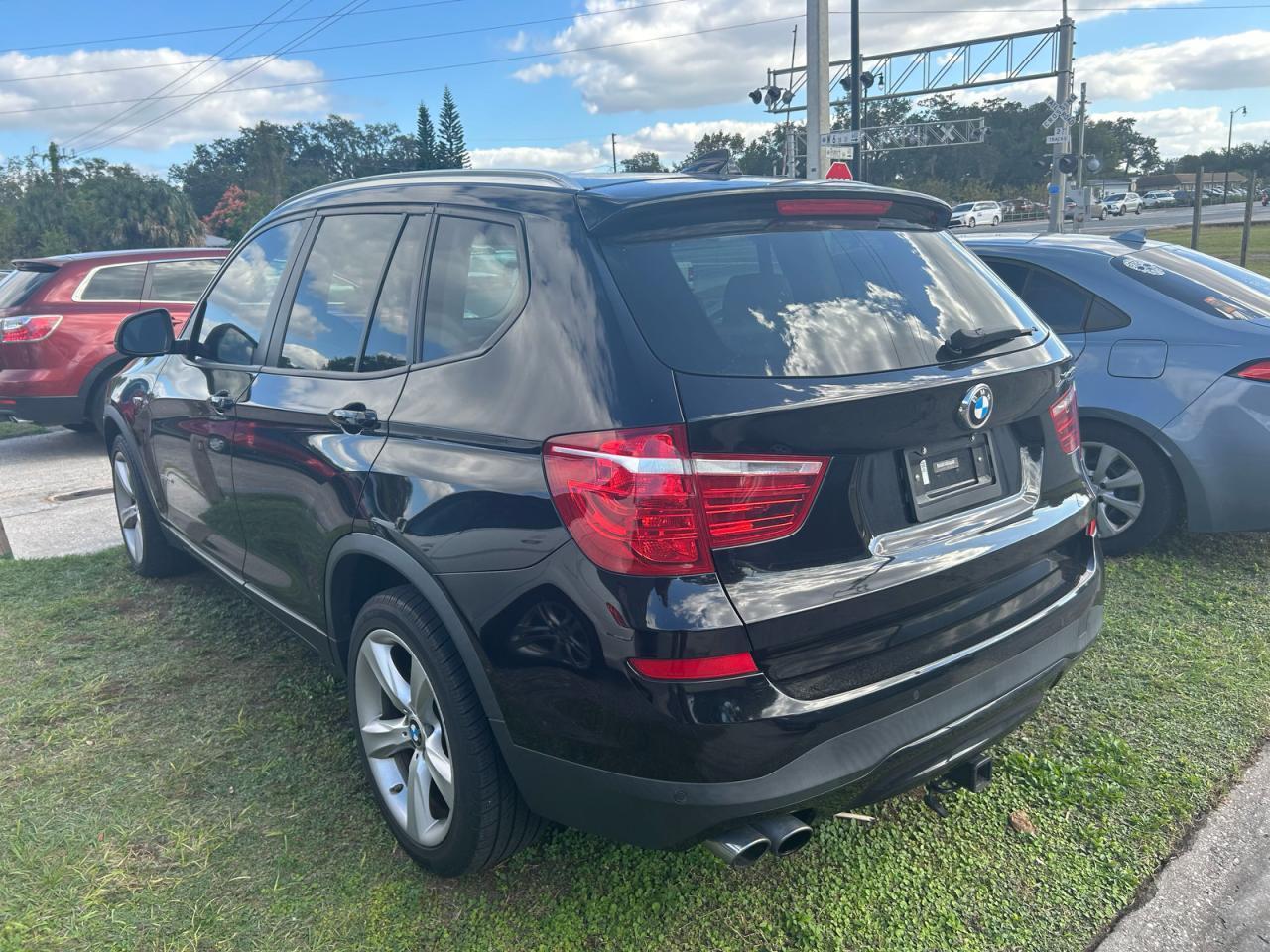 2017 BMW X3 Sdrive28I - Фото 3