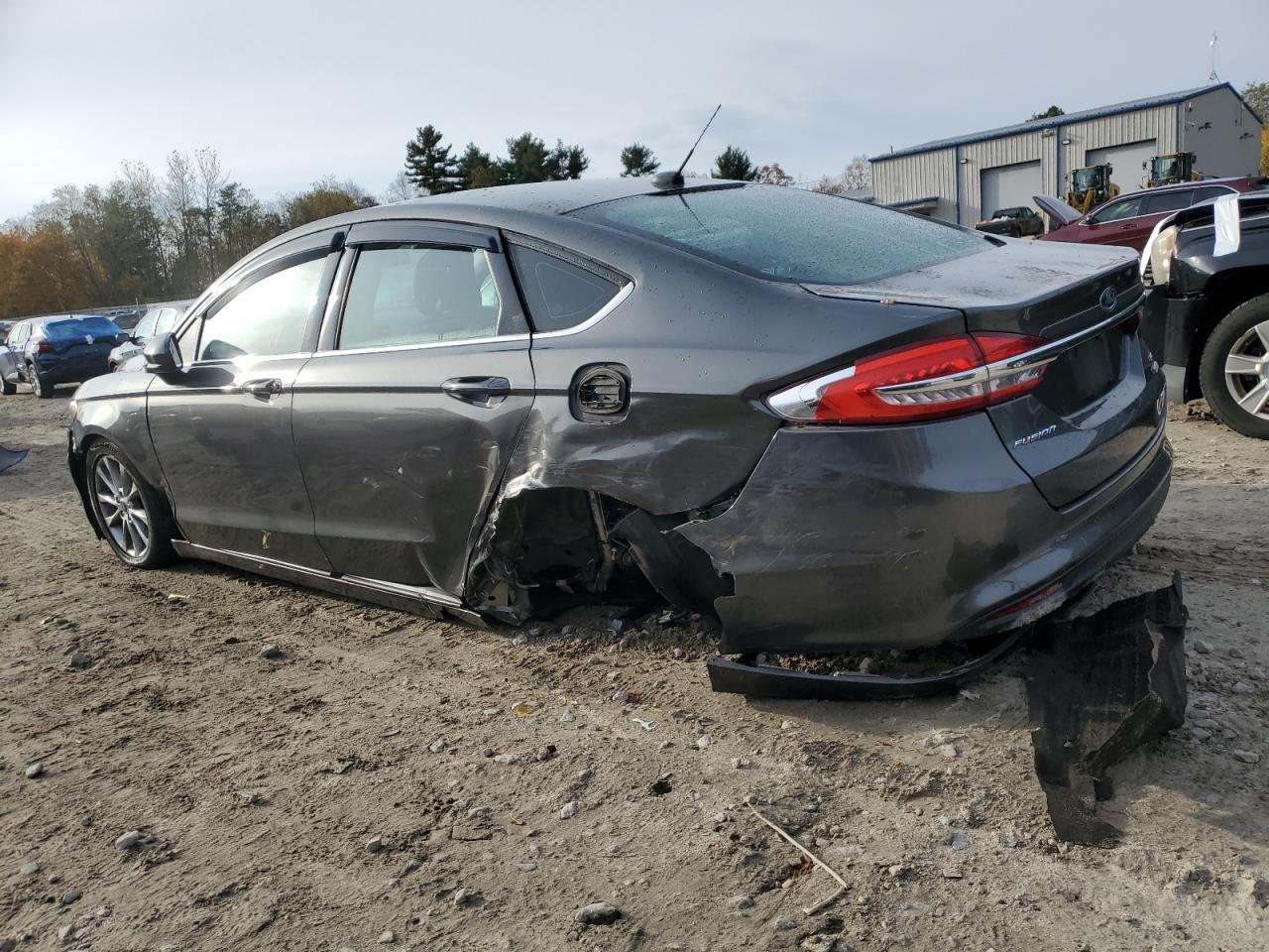 2017 Ford Fusion Se - Фото 2
