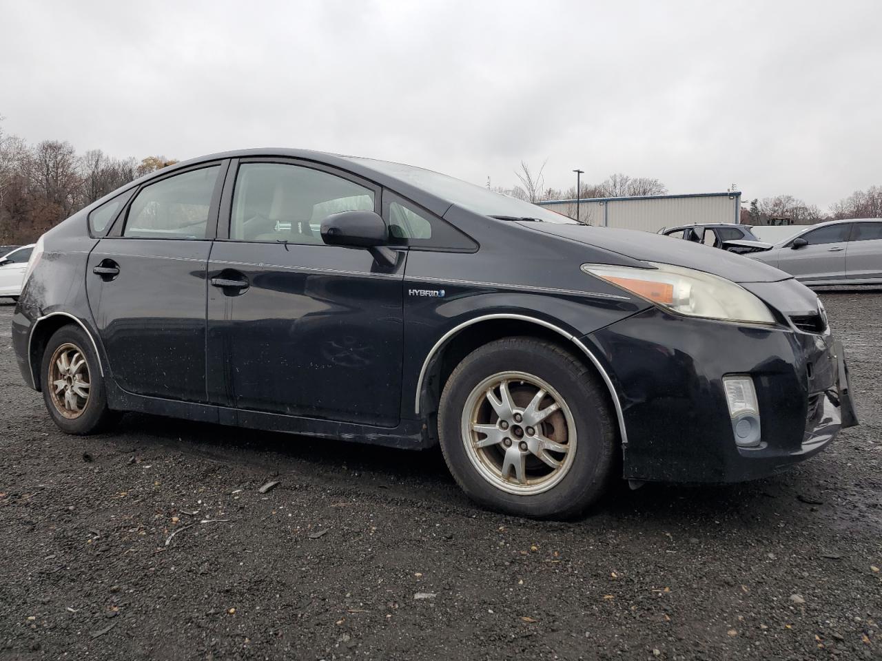 2011 Toyota Prius Two - Фото 4