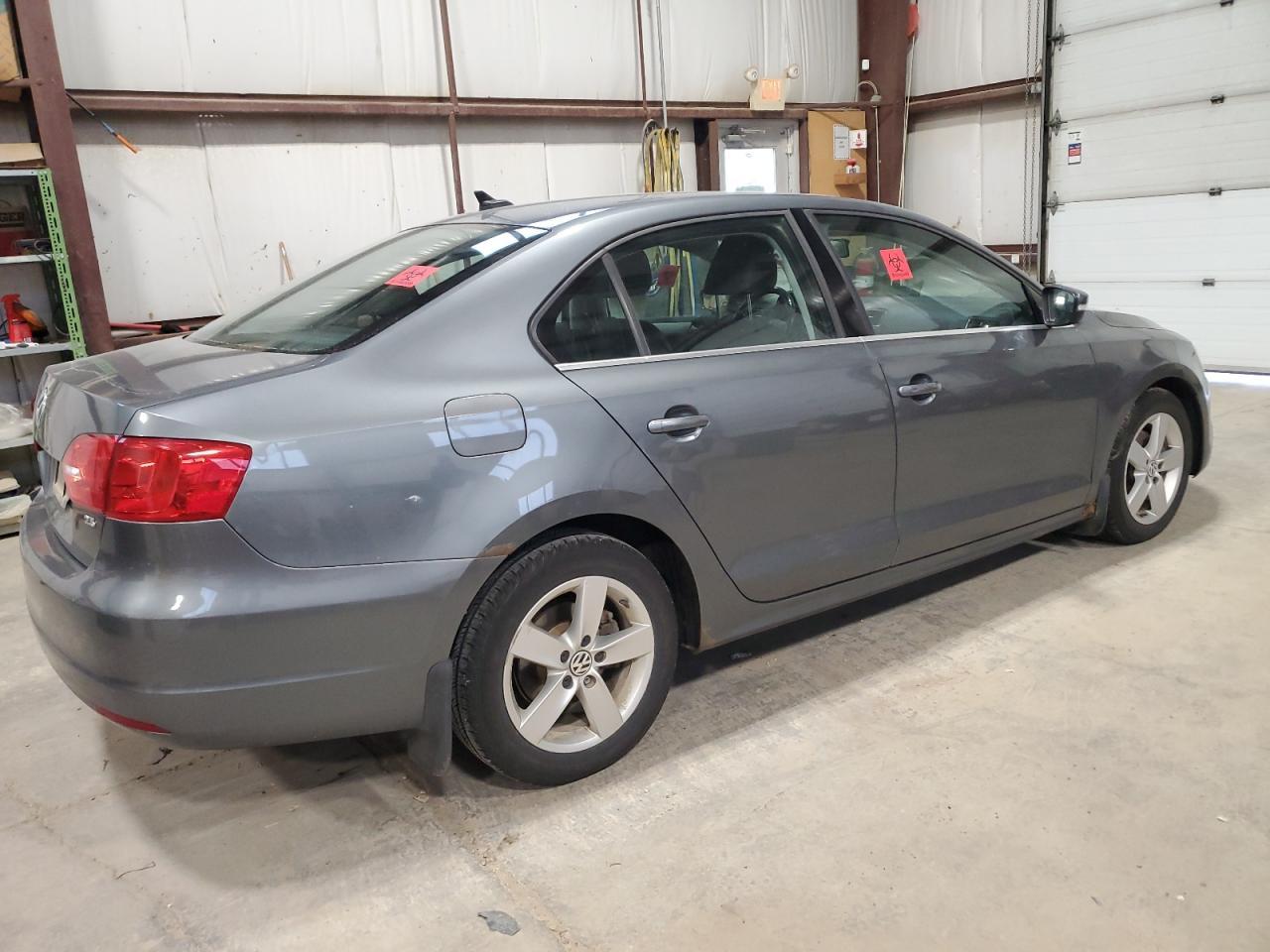 2011 Volkswagen Jetta Sel - Image 3