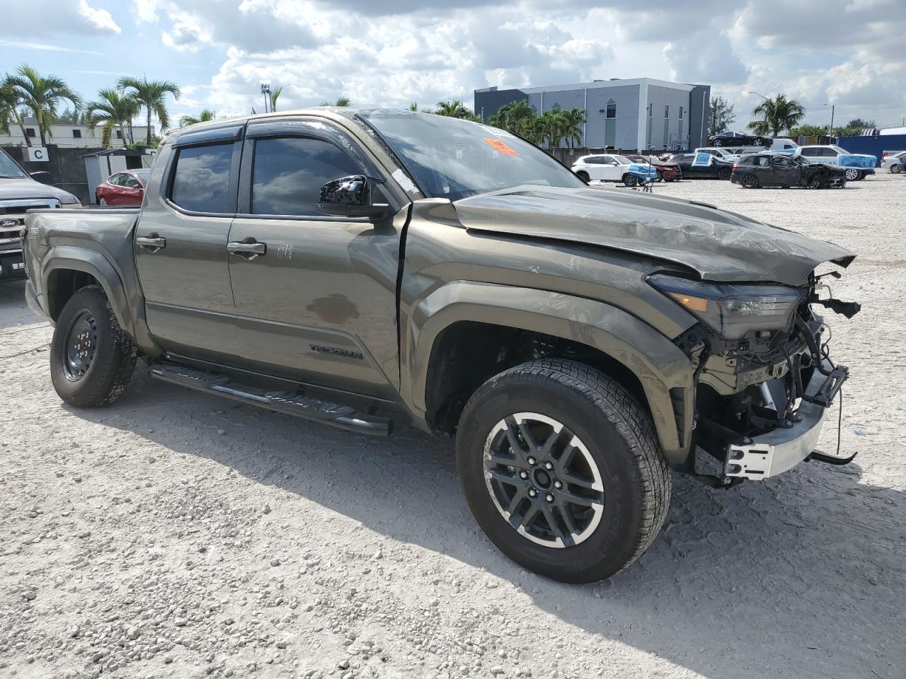 2025 Toyota Tacoma Double Cab - Фото 4