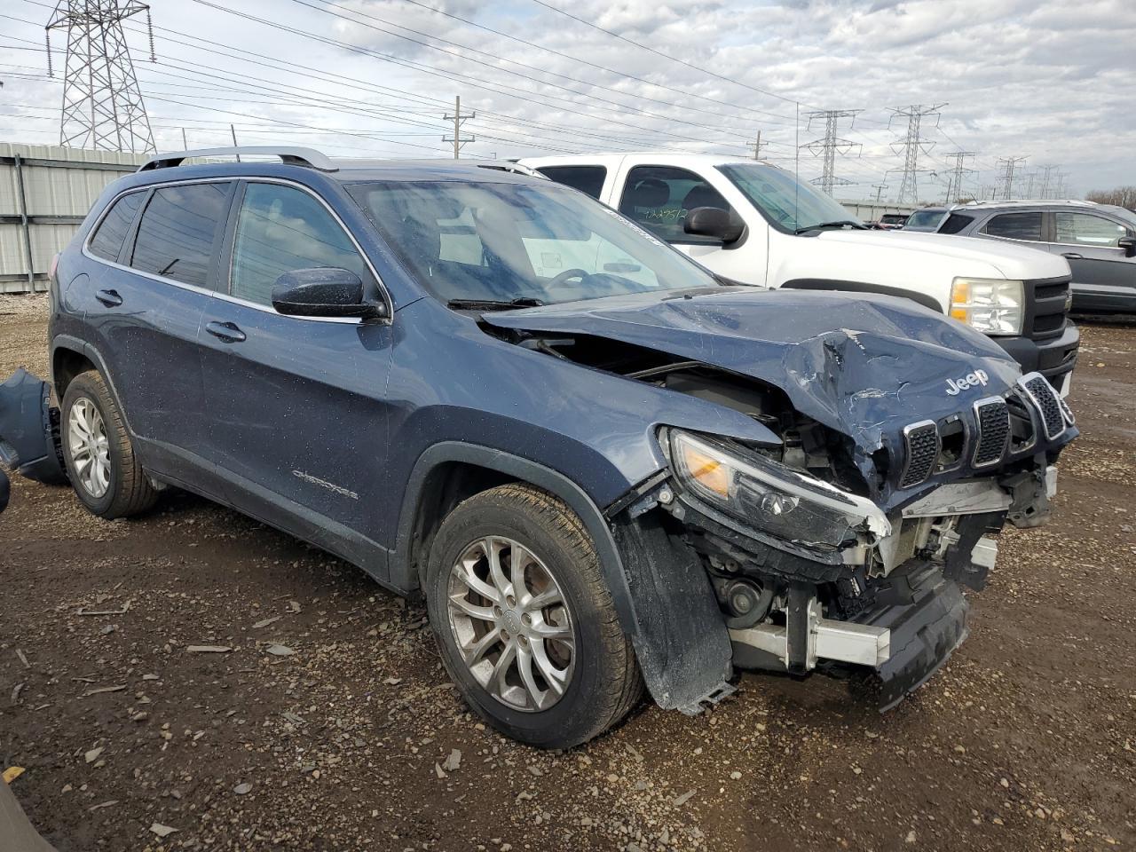 2019 Jeep Cherokee Latitude - Фото 4