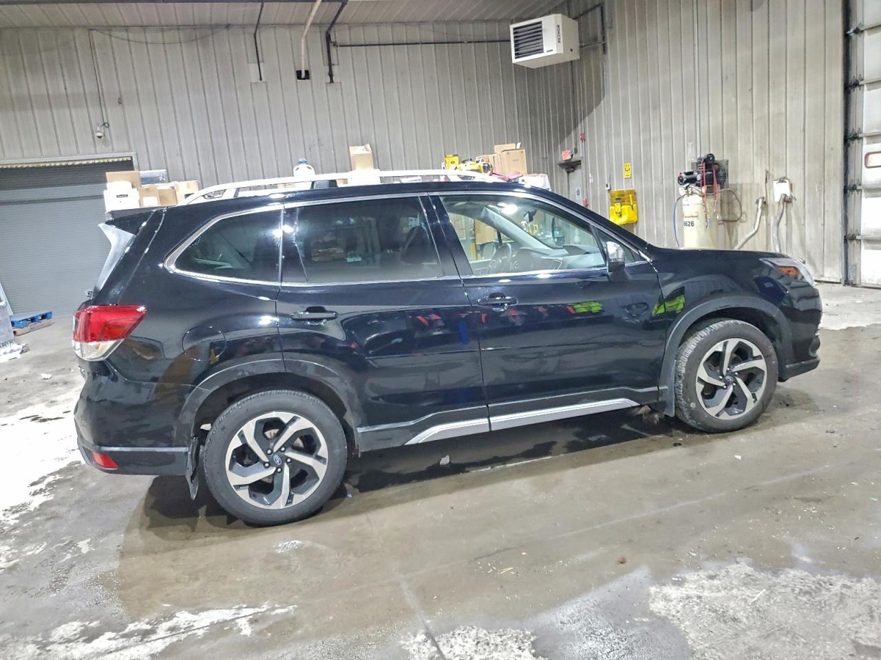 2023 Subaru Forester Touring - Фото 3