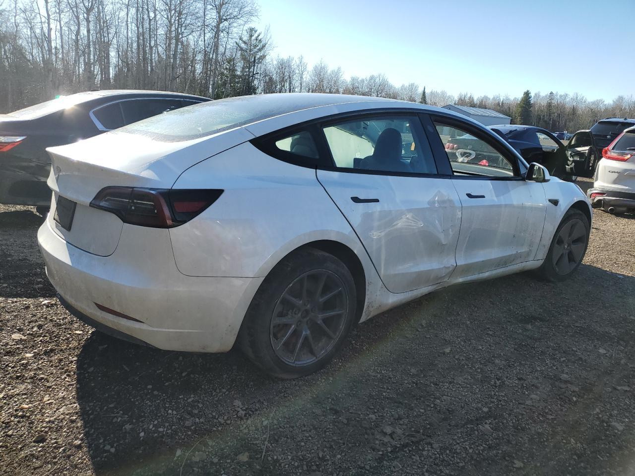 2023 Tesla Model 3 - Фото 3