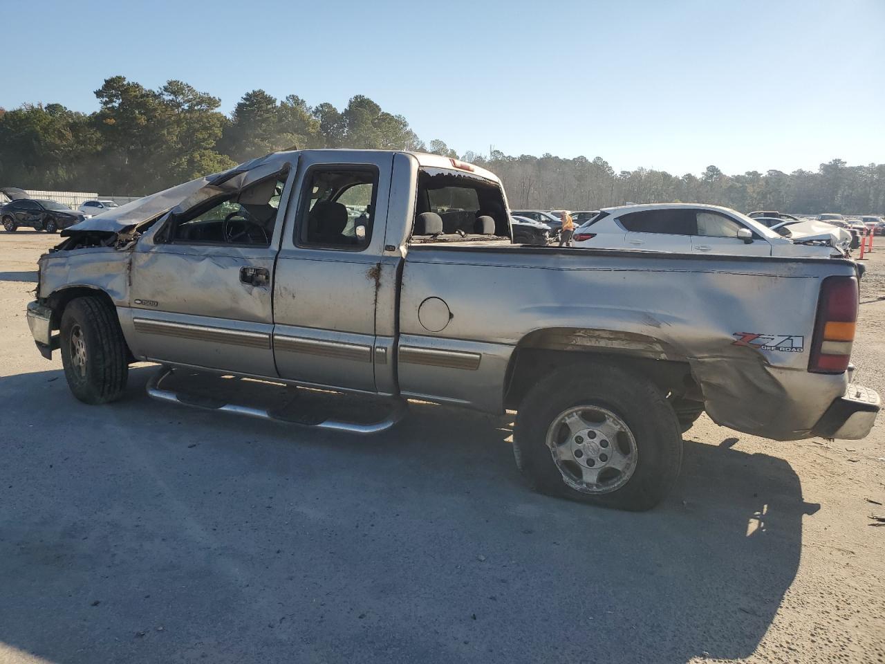 2001 Chevrolet Silverado K1500 - Фото 2