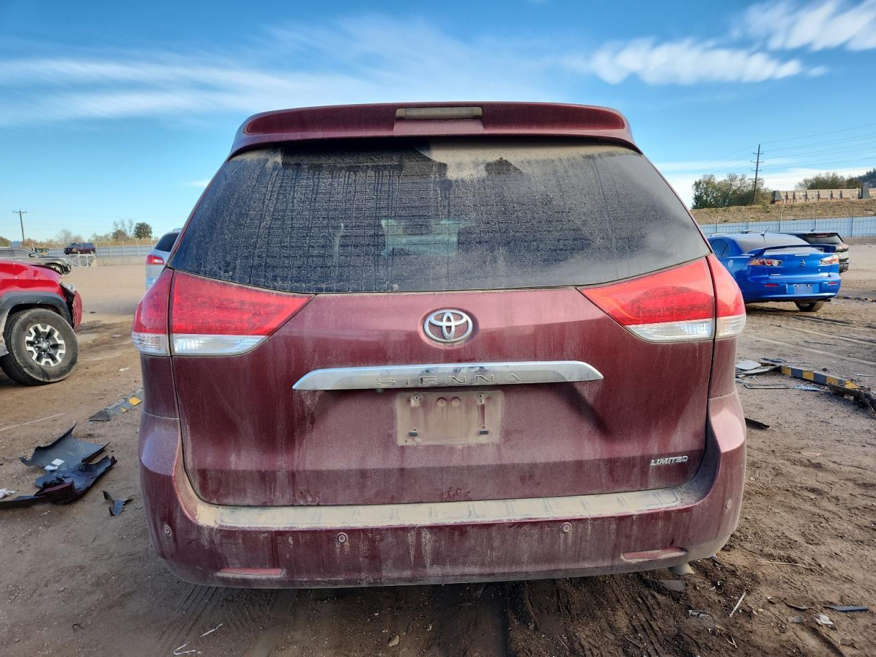 2012 Toyota Sienna Xle - Фото 6