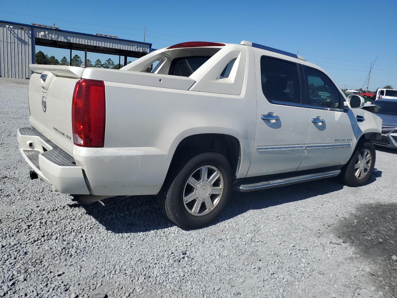 2007 Cadillac Escalade Ext - Image 3
