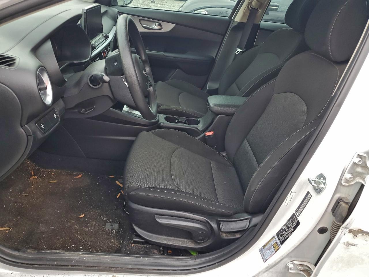 2023 Kia Forte Lx - Фото 7