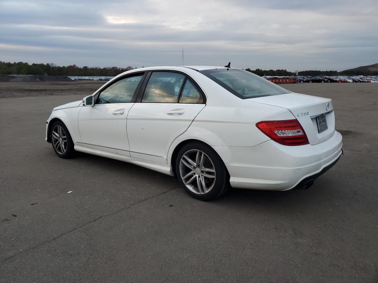 2013 Mercedes-Benz C 250 - Image 2