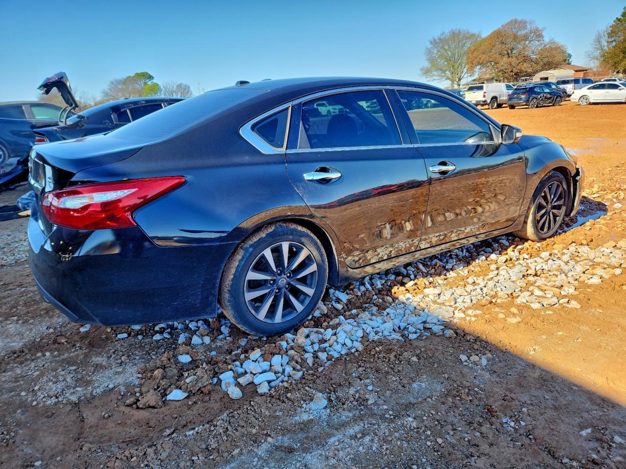 2017 Nissan Altima 2.5 - Фото 3