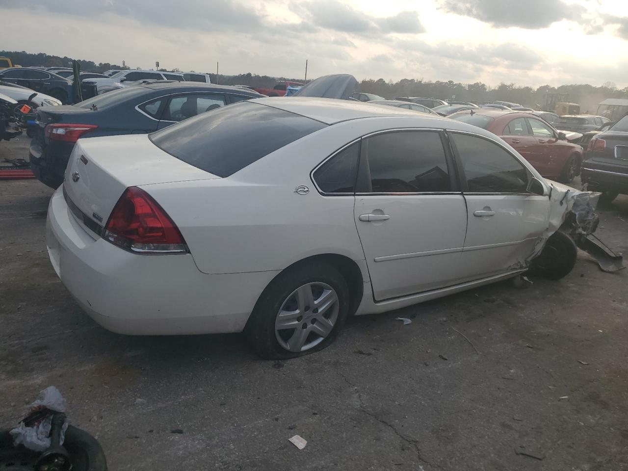 2008 Chevrolet Impala Ls - Image 3