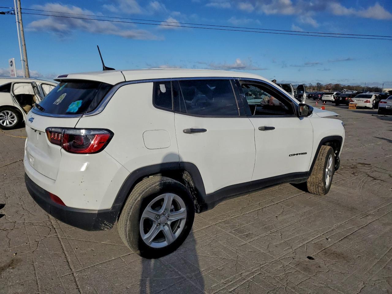 2024 Jeep Compass Sport - Фото 3