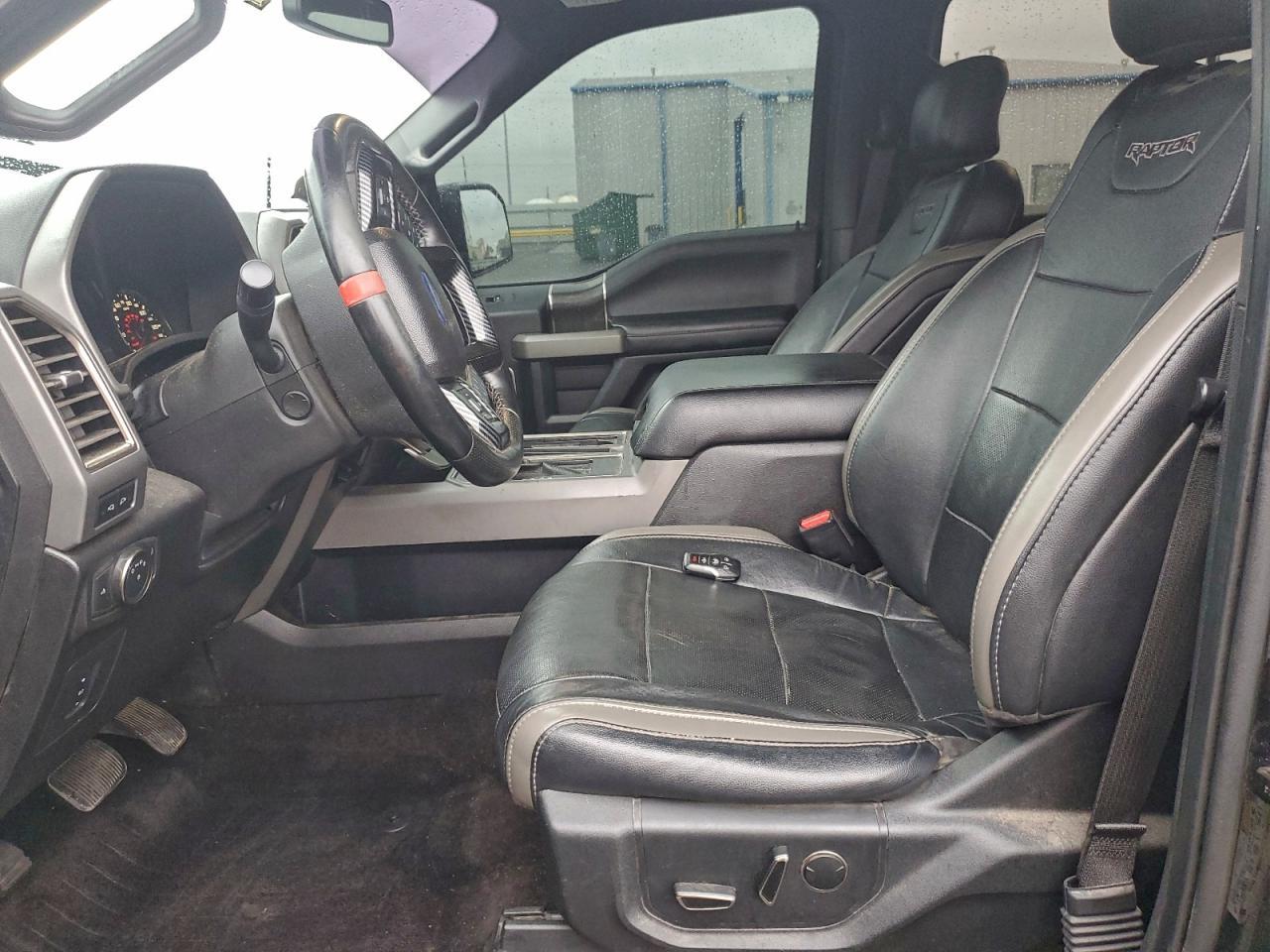 2017 Ford F150 Raptor - Image 7