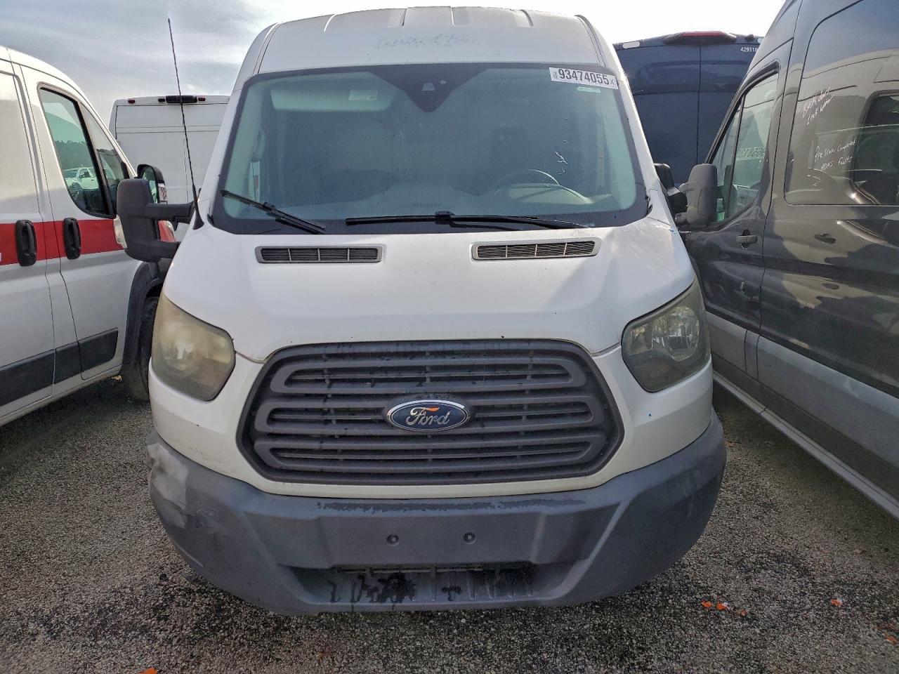 2015 Ford Transit T- Delivery Van - Фото 5