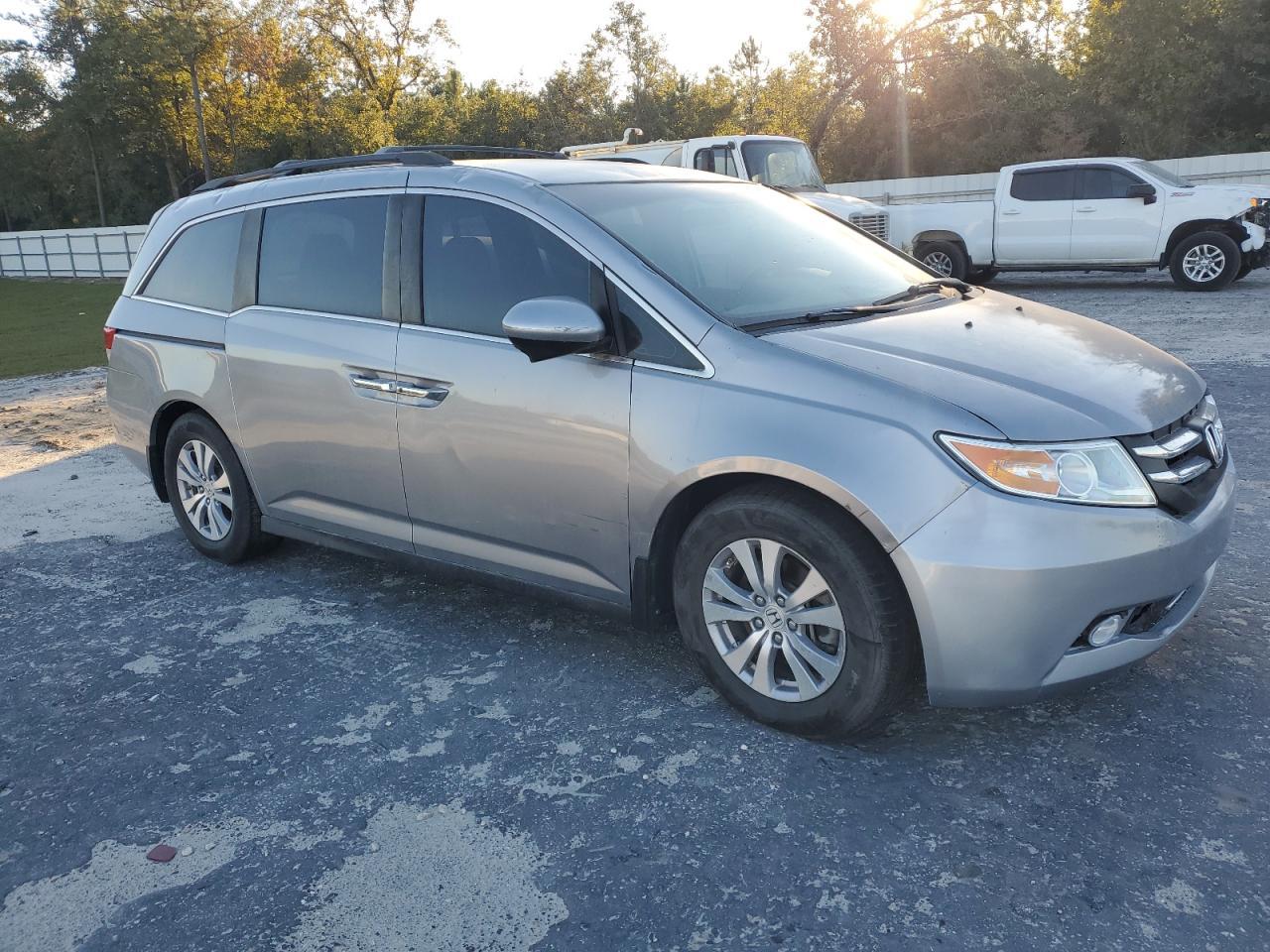 2016 Honda Odyssey Se - Фото 4
