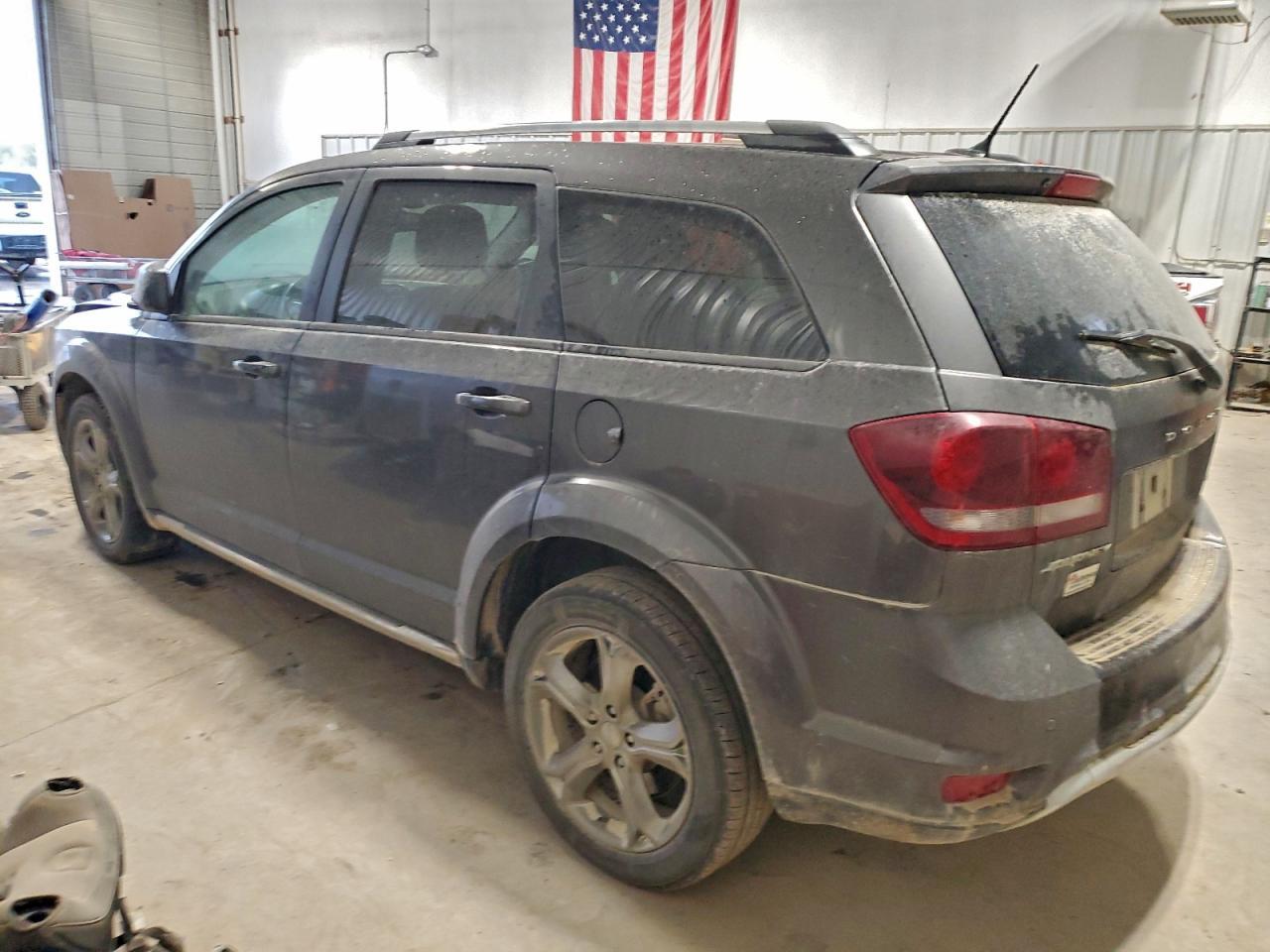 2016 Dodge Journey Crossroad - Фото 2