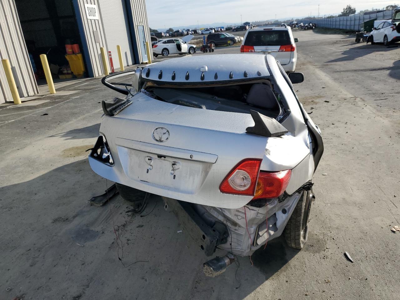 2010 Toyota Corolla - Image 6