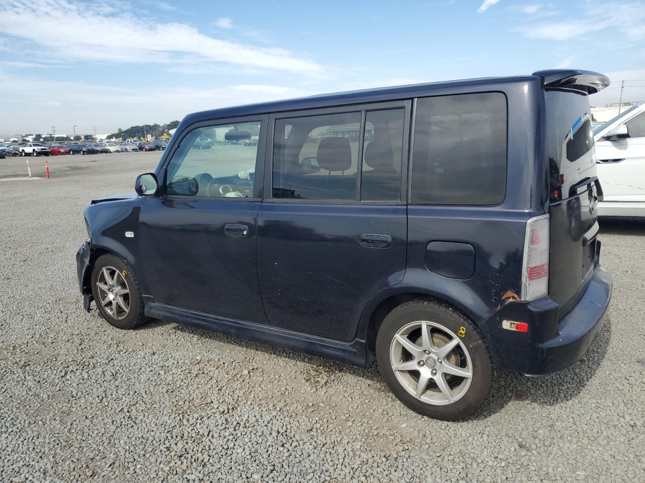2006 Toyota Scion Xb - Фото 2
