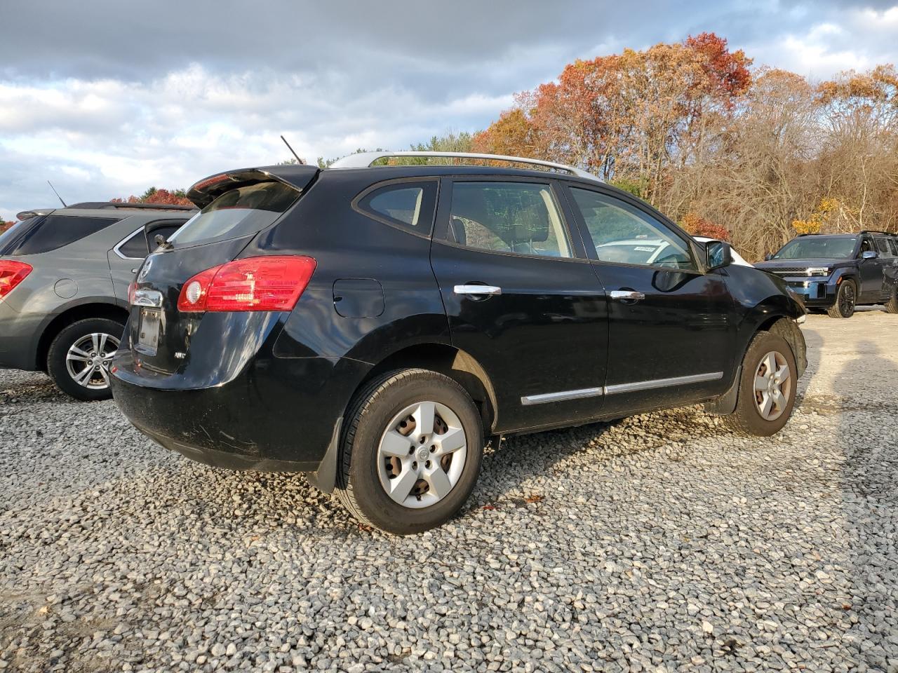 2015 Nissan Rogue Select S - Фото 3