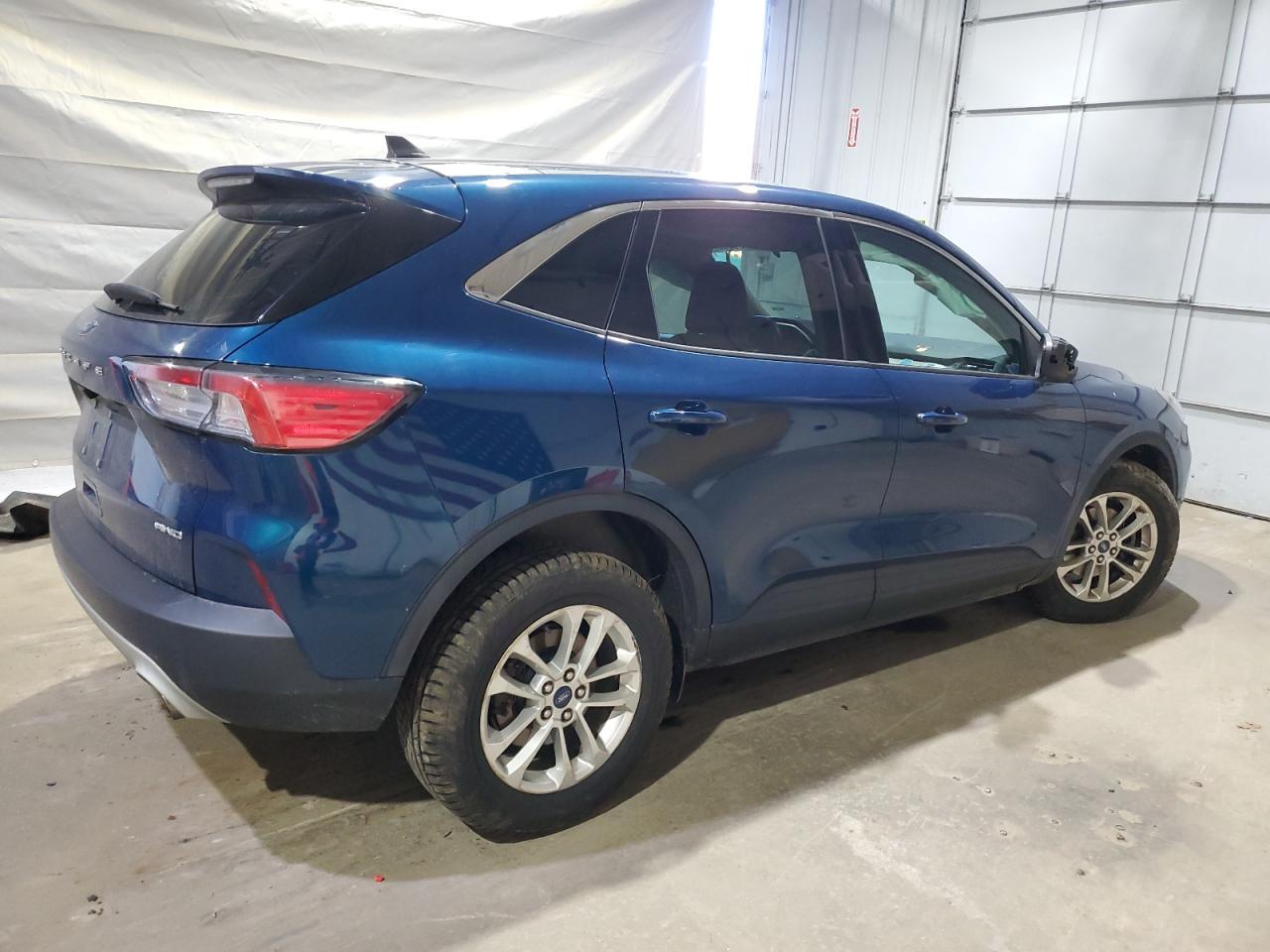 2020 Ford Escape Se - Фото 3