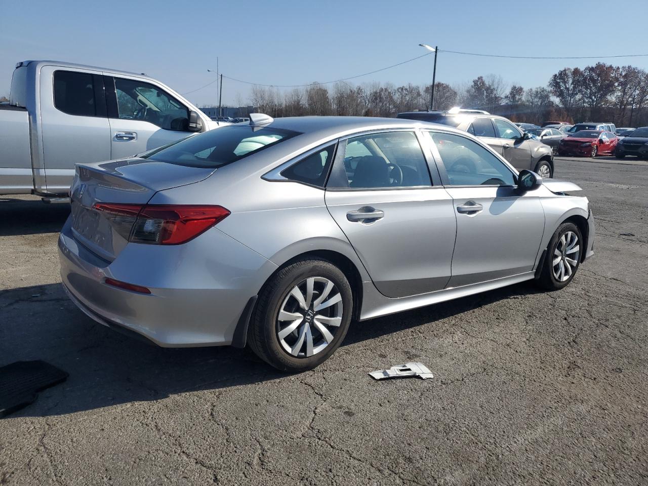 2022 Honda Civic Lx - Image 3